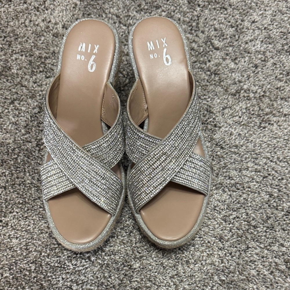 Mix No. 6 Women's Glittering Silver Wedges